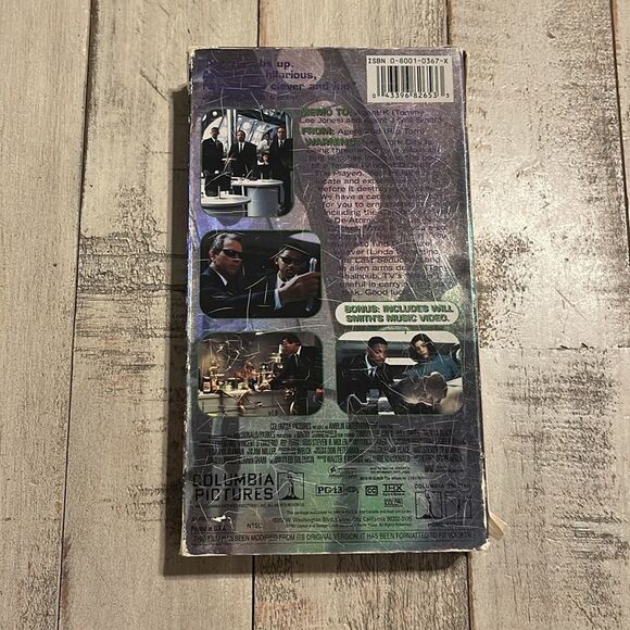 1997 VHS “Men In Black” - Picture 3 of 4